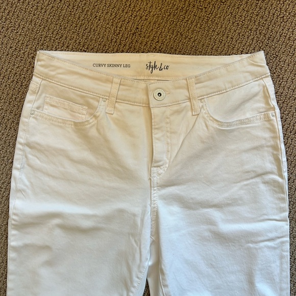 Style & Co Womens Jeans Mid-Rise Curvy Bright White Size 6 NWOT - Picture 4 of 12